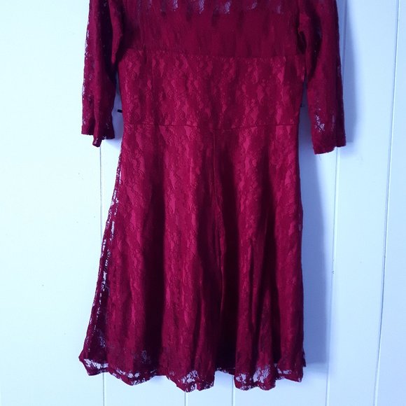 🌸 3 for $20 🌸 NWOT Burgundy Lace Dress - Picture 2 of 4